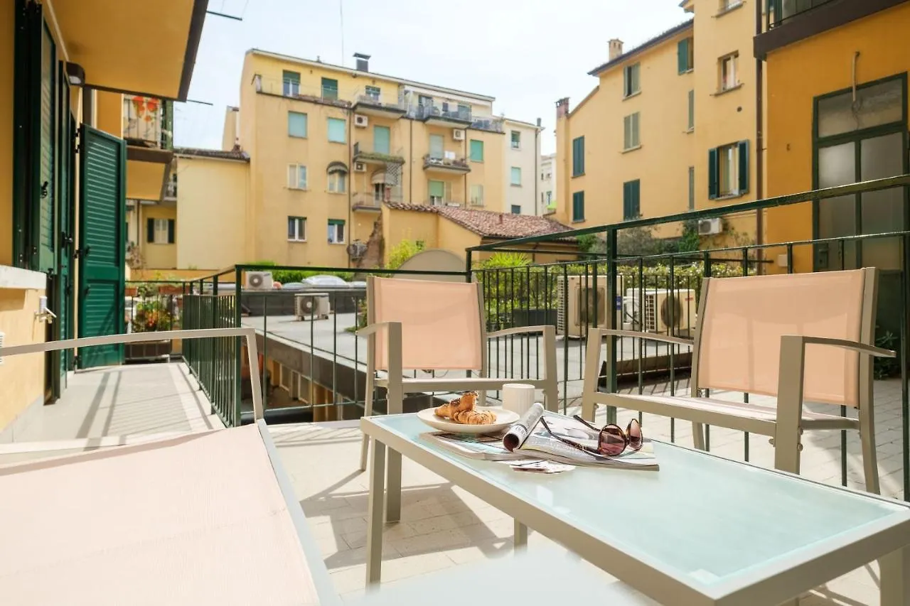 Alloggio Con Terrazzo - Belfiore Apartment Bologna