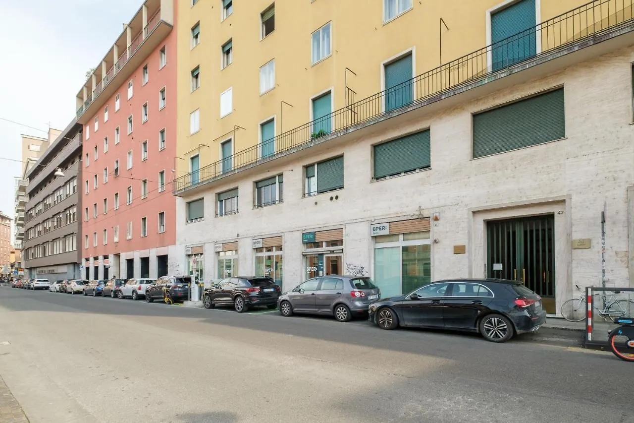 Alloggio Con Terrazzo - Belfiore Apartment Bologna