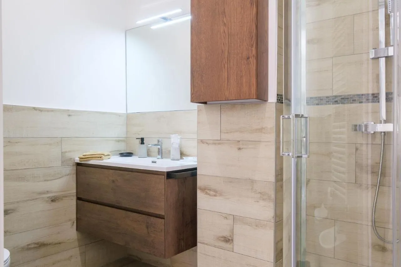 Alloggio Con Terrazzo - Belfiore Apartment Bologna