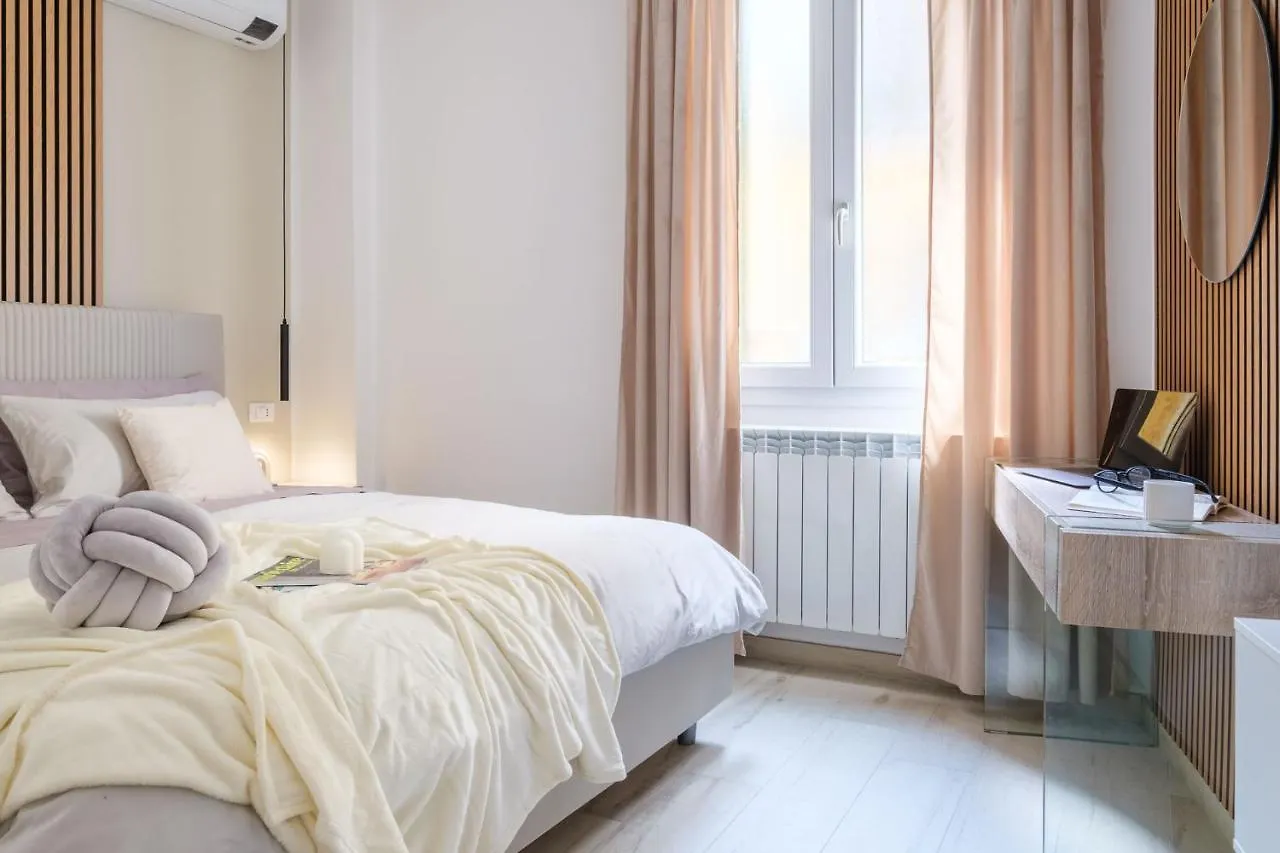 Alloggio Con Terrazzo - Belfiore Apartment Bologna